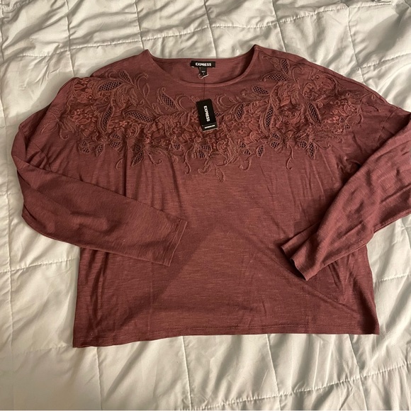 Express Long Sleeve Lace Tee Shirt L NWT - Picture 6 of 6